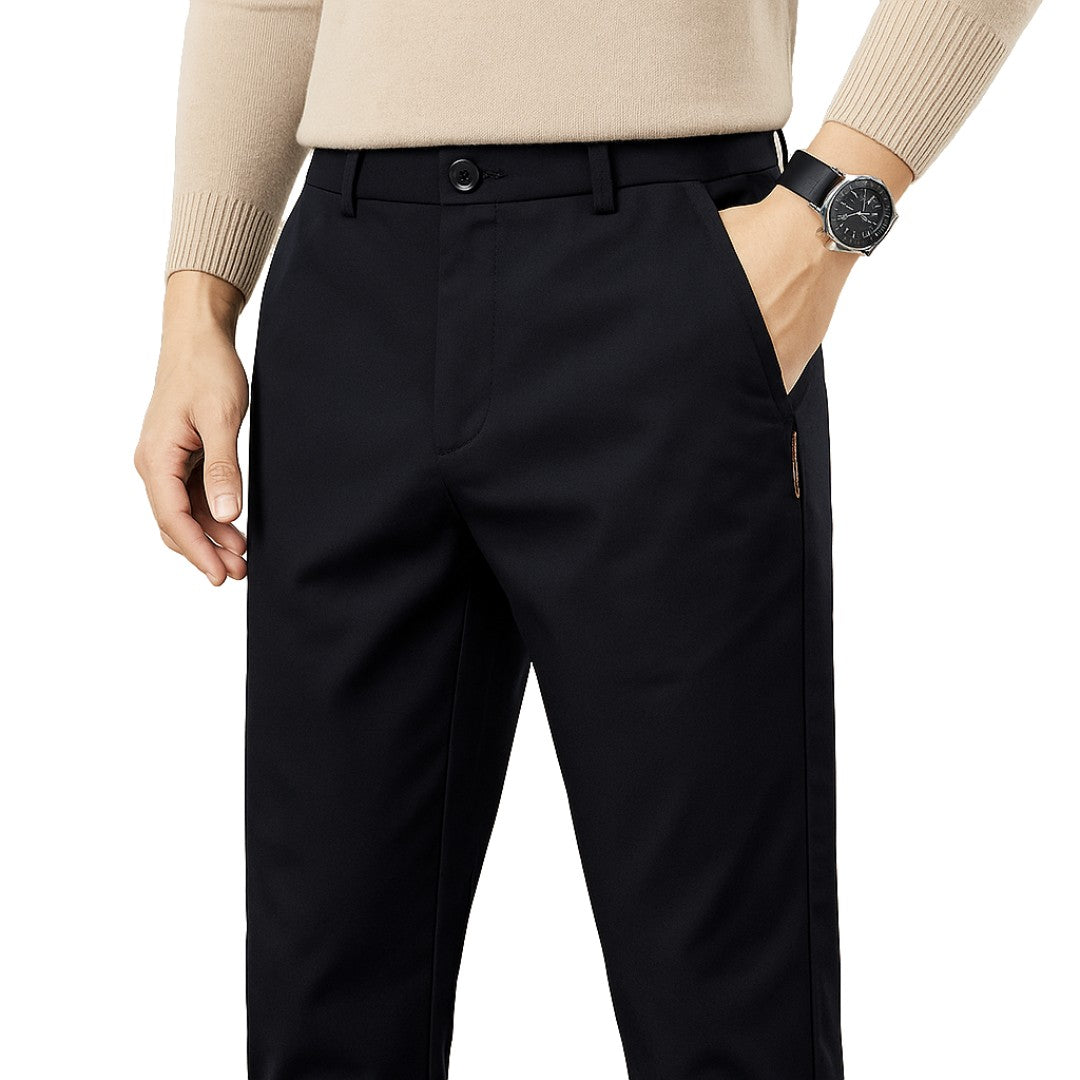 Calça Chino em Sarja Masculina Cavell Skendal